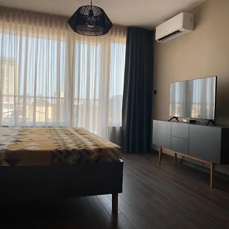 Studio Via Pontica Апартамент